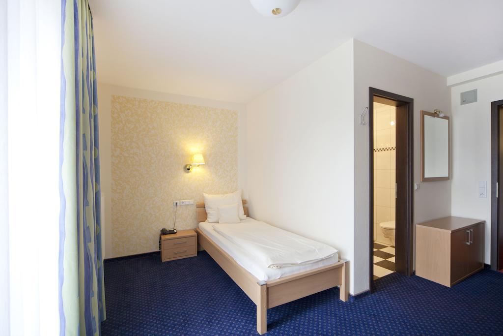 City-Hotel Friesoythe Bilik gambar