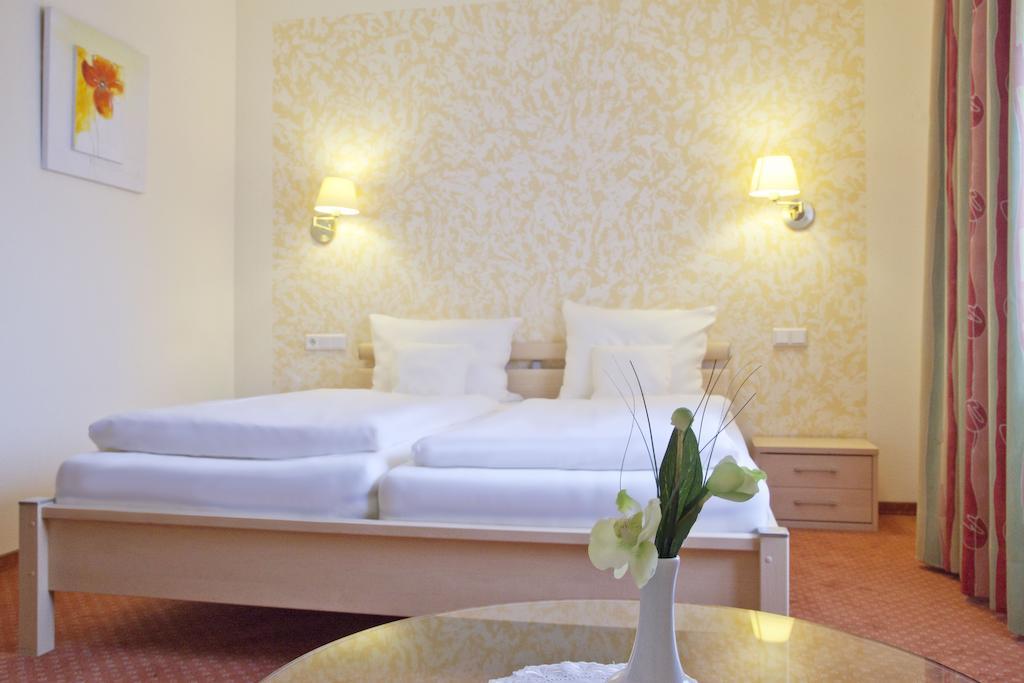 City-Hotel Friesoythe Bilik gambar
