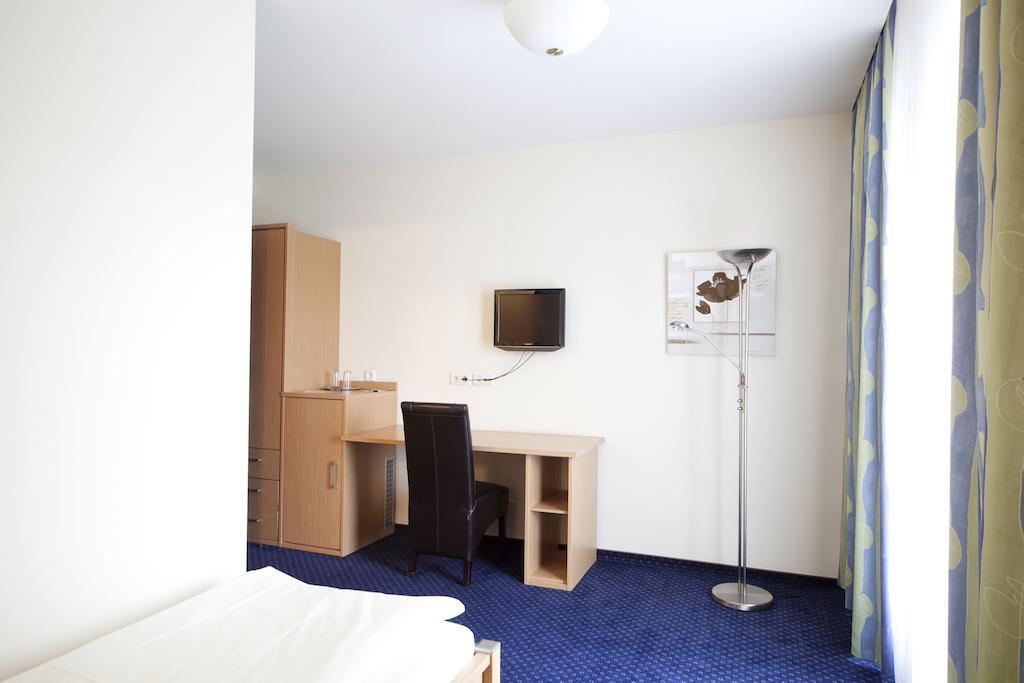 City-Hotel Friesoythe Bilik gambar